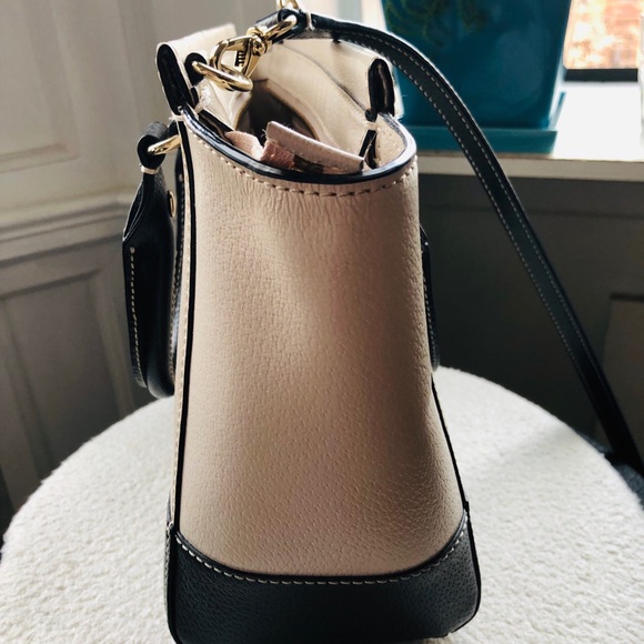 Kate Spade Tote / Crossbody Bag - Picture 6 of 6